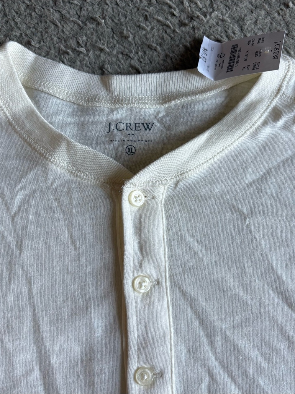 J. Crew Two-Tone Henley Long Sleeve Shirt NEW White Body Navy Sleeves XL Men’s - Picture 4 of 4